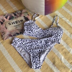 SHEIN Black and White Dalmatian/Polkadot Print Bikini Set. Size 130 (7-8) NEW!